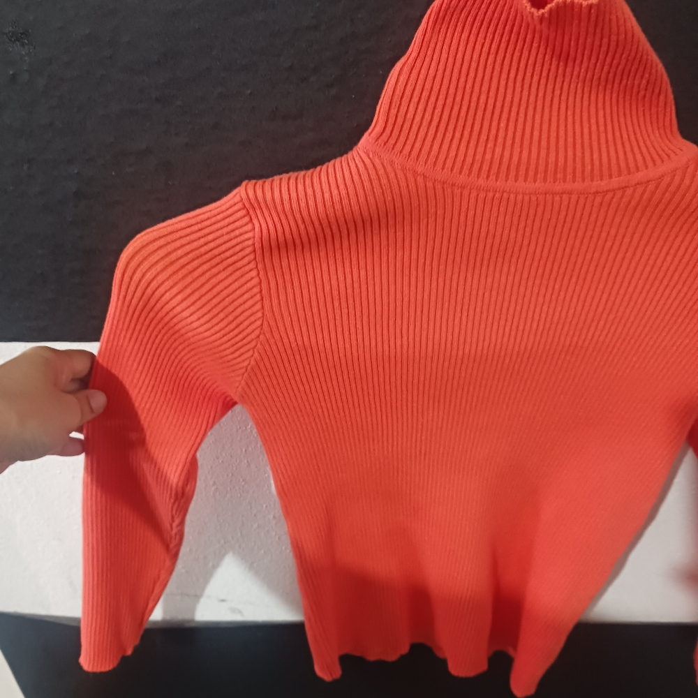 Boy Orange Seamless Long Sleeve Turtleneck Shirt - Picture 4 of 8
